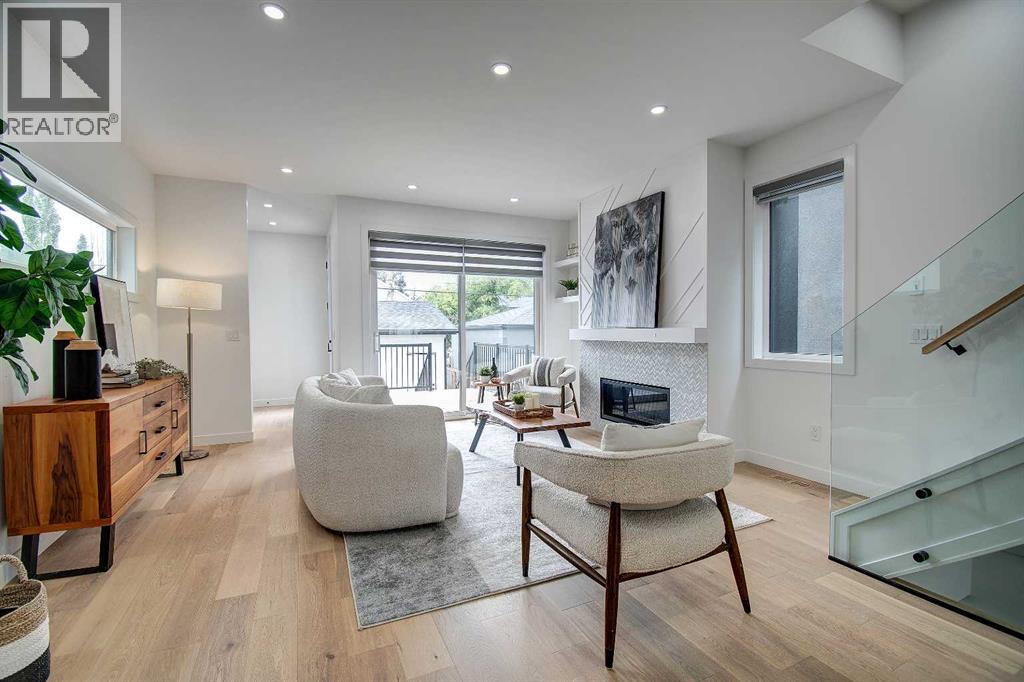 Single Family House for Sale in   Avenue SW Windsor Park Calgary 