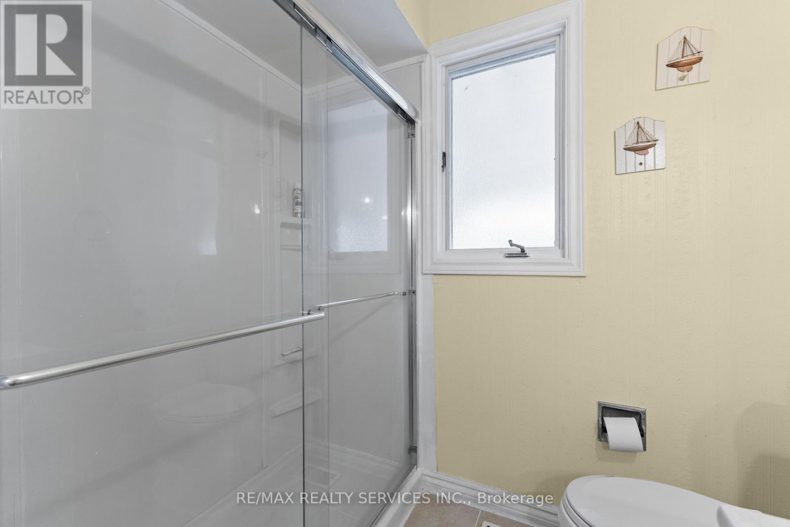 Photo 21 of 538 Guelph Street, Halton Hills ON