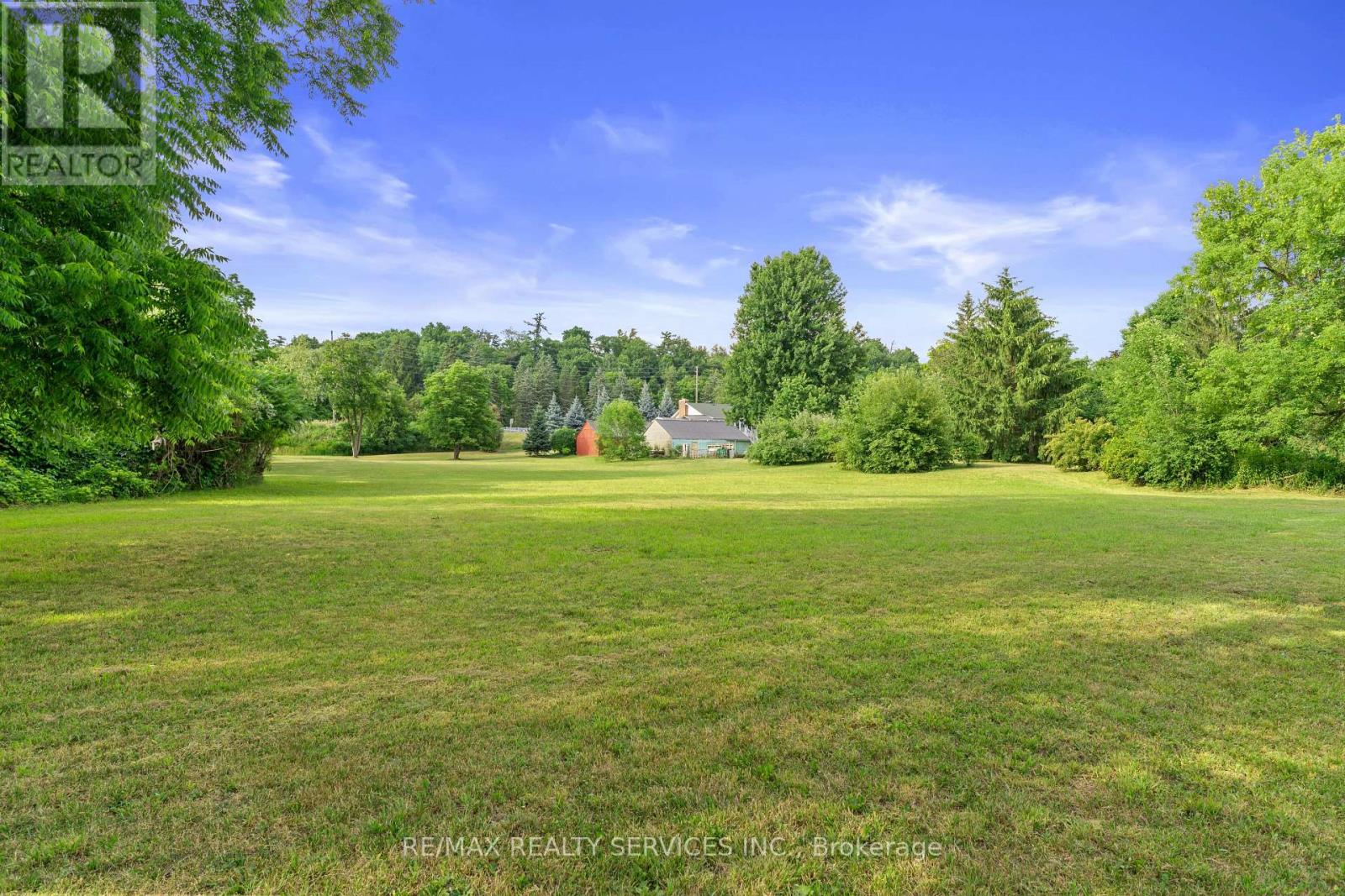Photo 7 of 538 Guelph Street, Halton Hills ON
