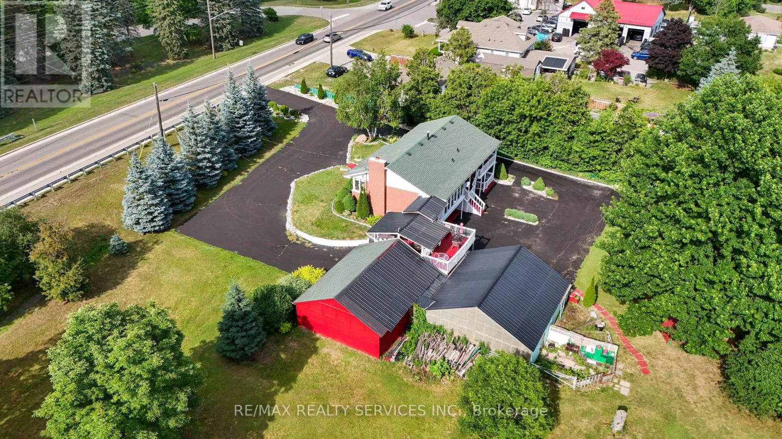 Photo 8 of 538 Guelph Street, Halton Hills ON