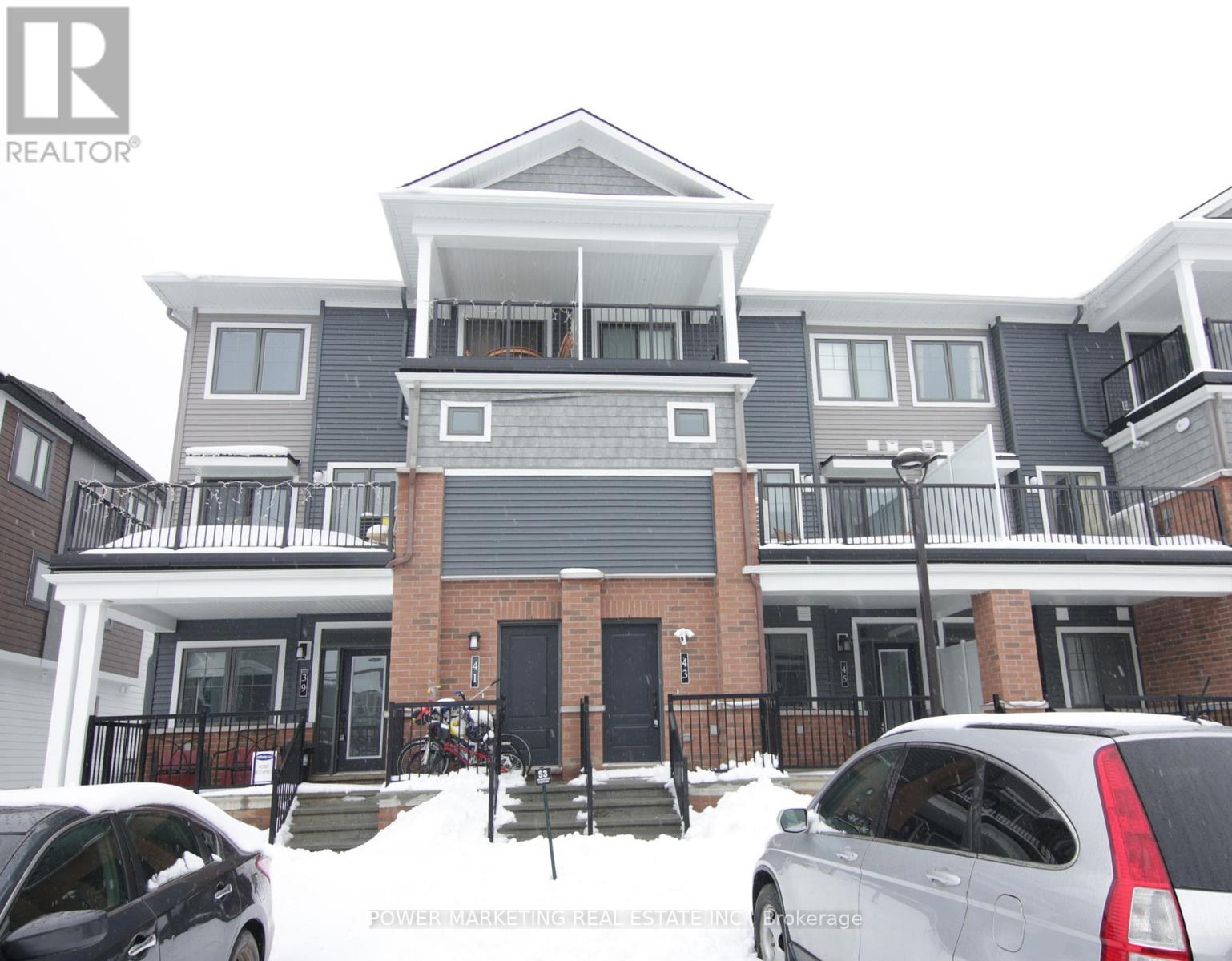 Photo 24 of 43 Zoisite Private, Ottawa ON