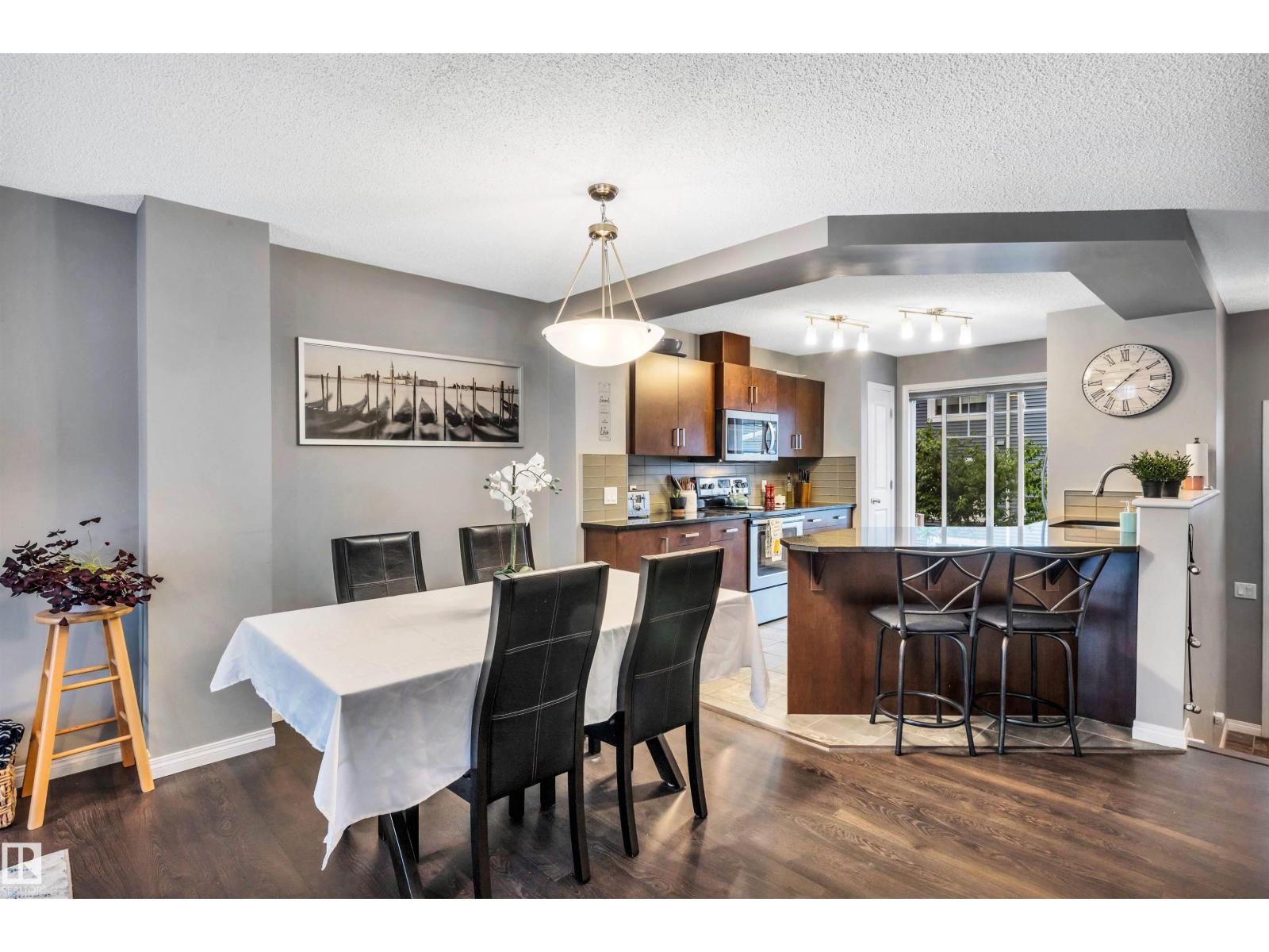 Photo 10 of 19 4050 Savaryn Dr Sw Sw, Edmonton AB