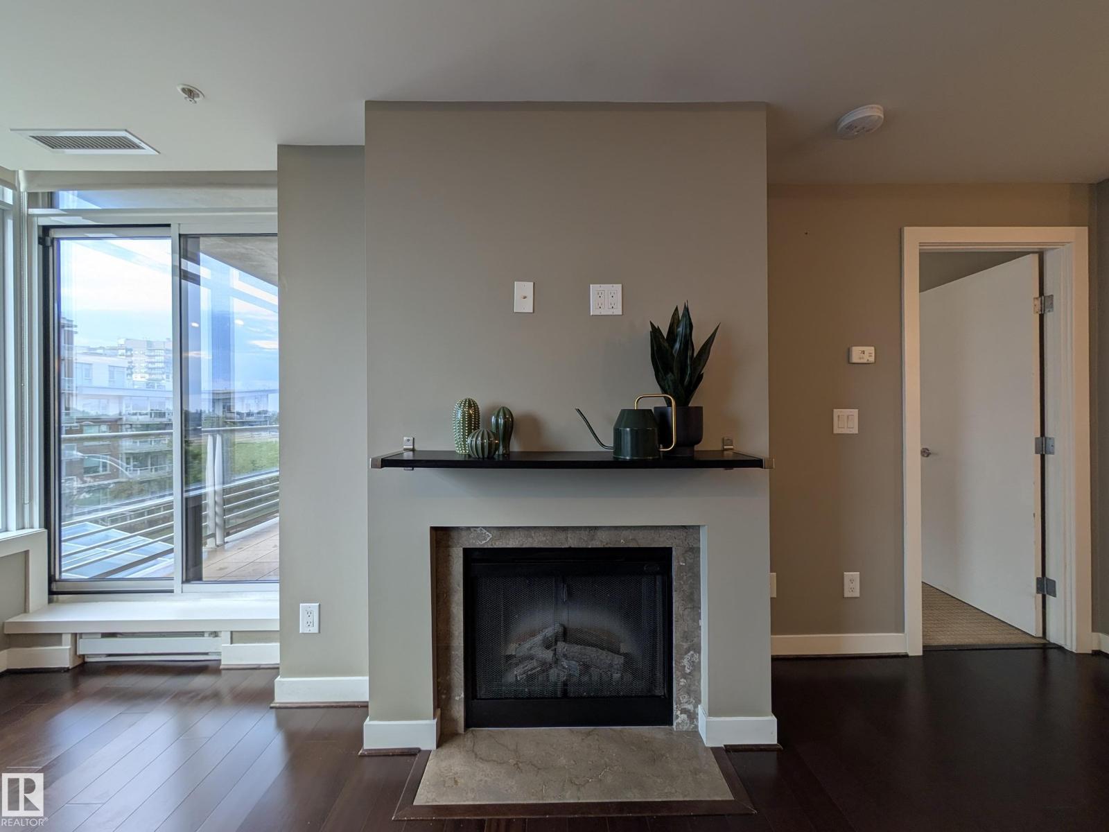 Photo 13 of 416 2510 109 St Nw, Edmonton AB