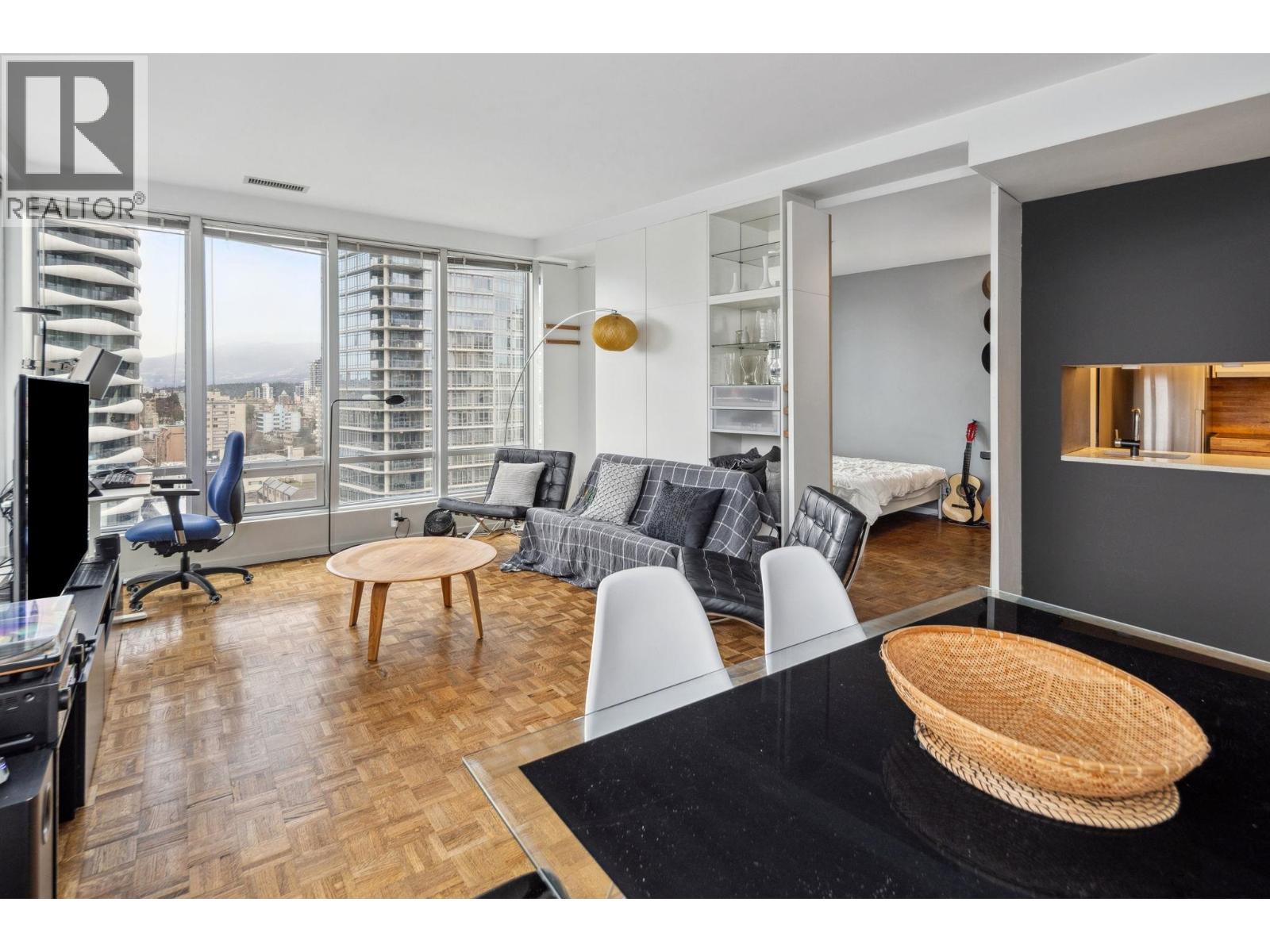 Photo 12 of 1207 989 Nelson Street, Vancouver BC