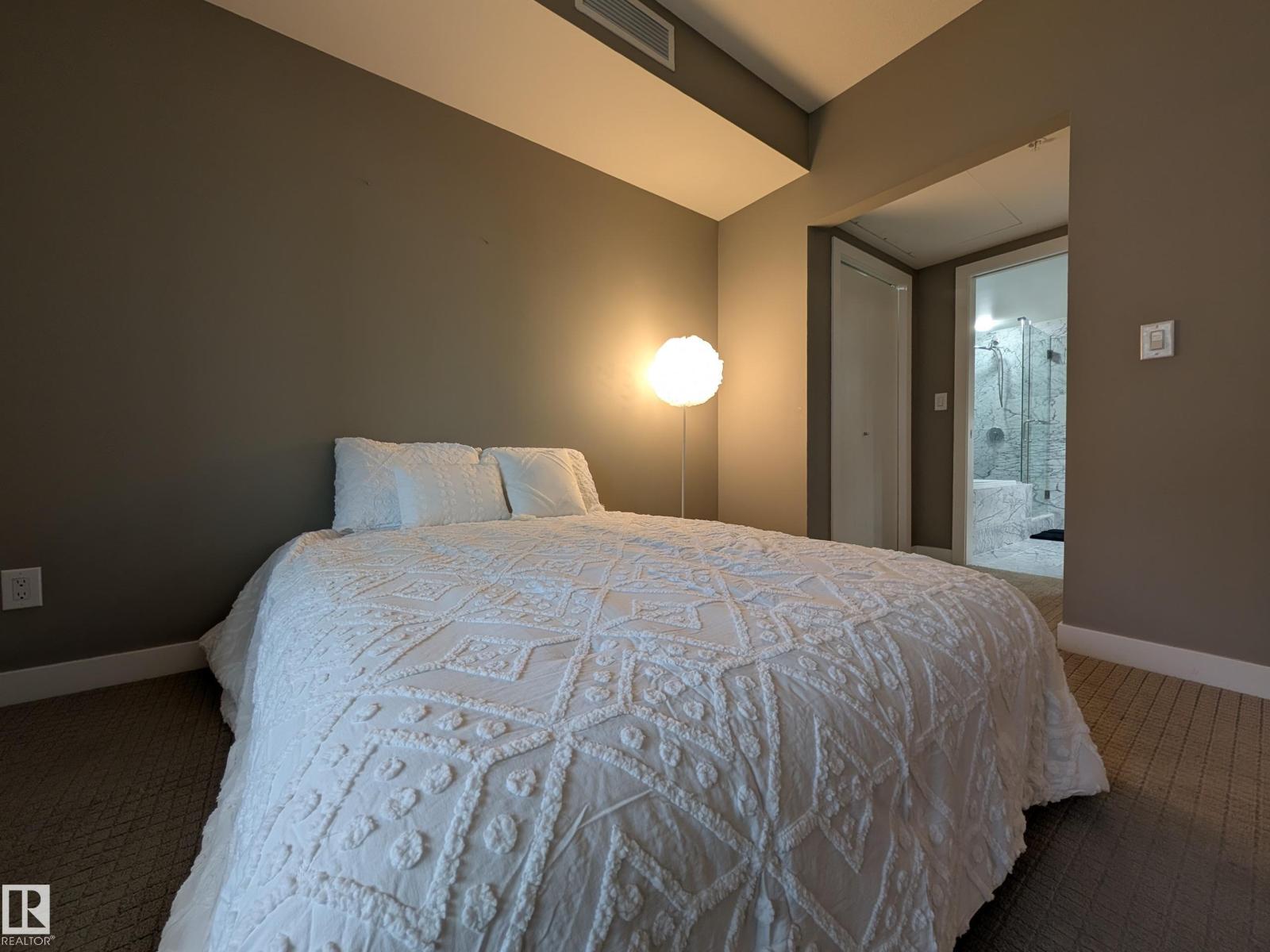Photo 22 of 416 2510 109 St Nw, Edmonton AB