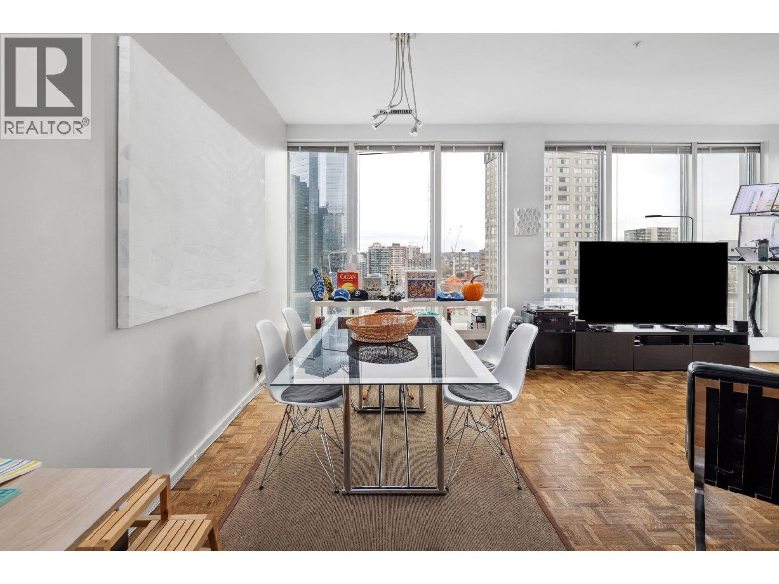Photo 13 of 1207 989 Nelson Street, Vancouver BC