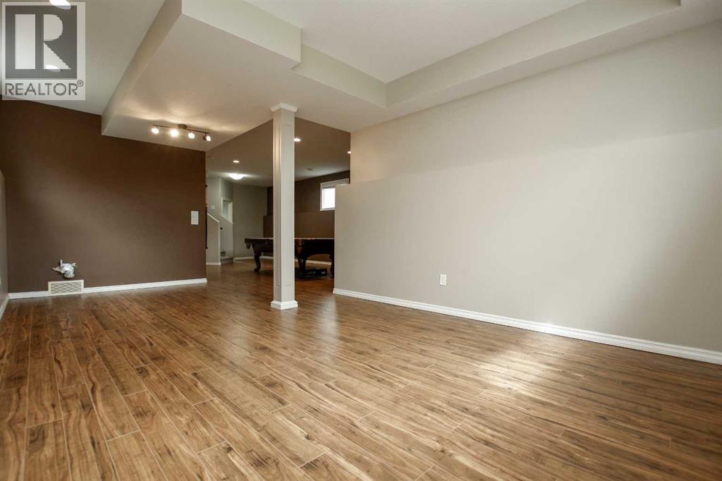 Photo 26 of 73 Bowman Circle, Sylvan Lake AB