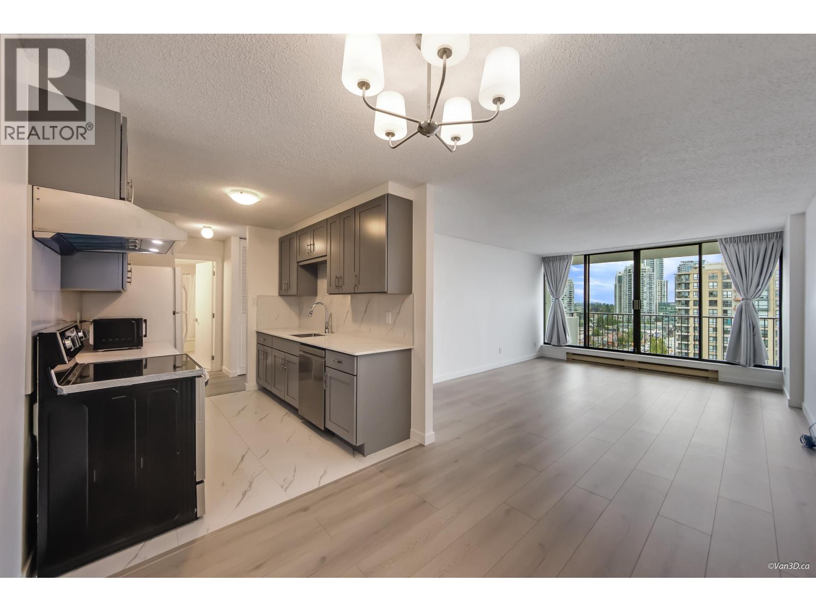 Photo 6 of 1102 7235 Salisbury Avenue, Burnaby BC