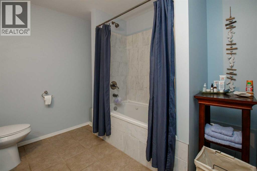 Photo 40 of 52 White Avenue, Red Deer AB