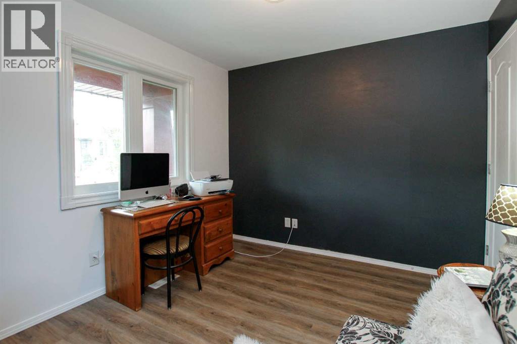 Photo 11 of 52 White Avenue, Red Deer AB