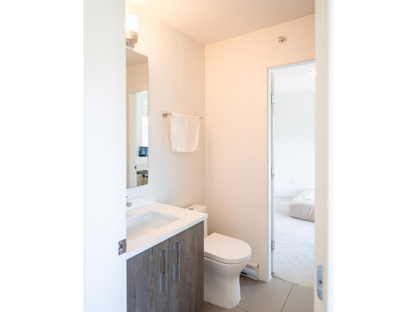 Photo 8 of 64 20857 77 A Avenue, Langley BC