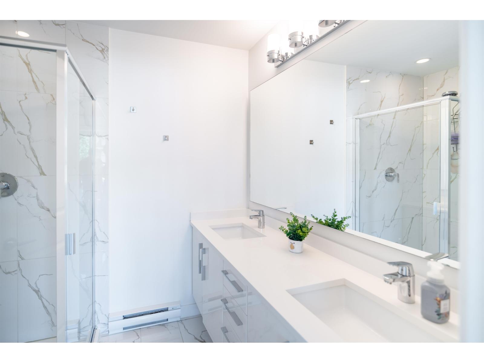 Photo 24 of 64 20857 77 A Avenue, Langley BC