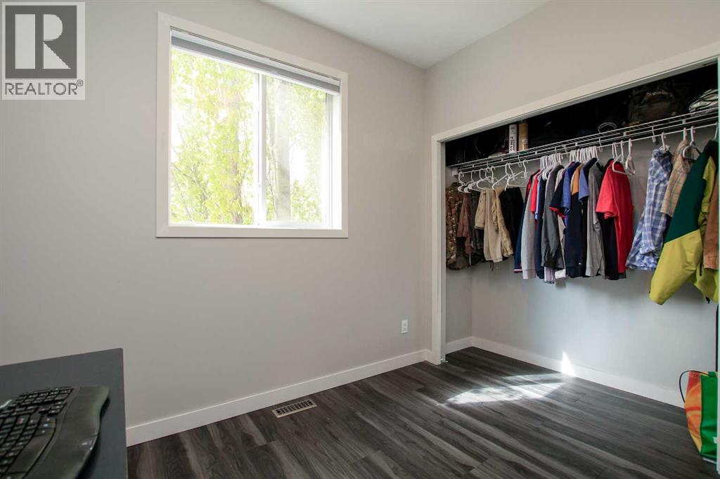 Photo 27 of 128 Ingle Close, Red Deer AB