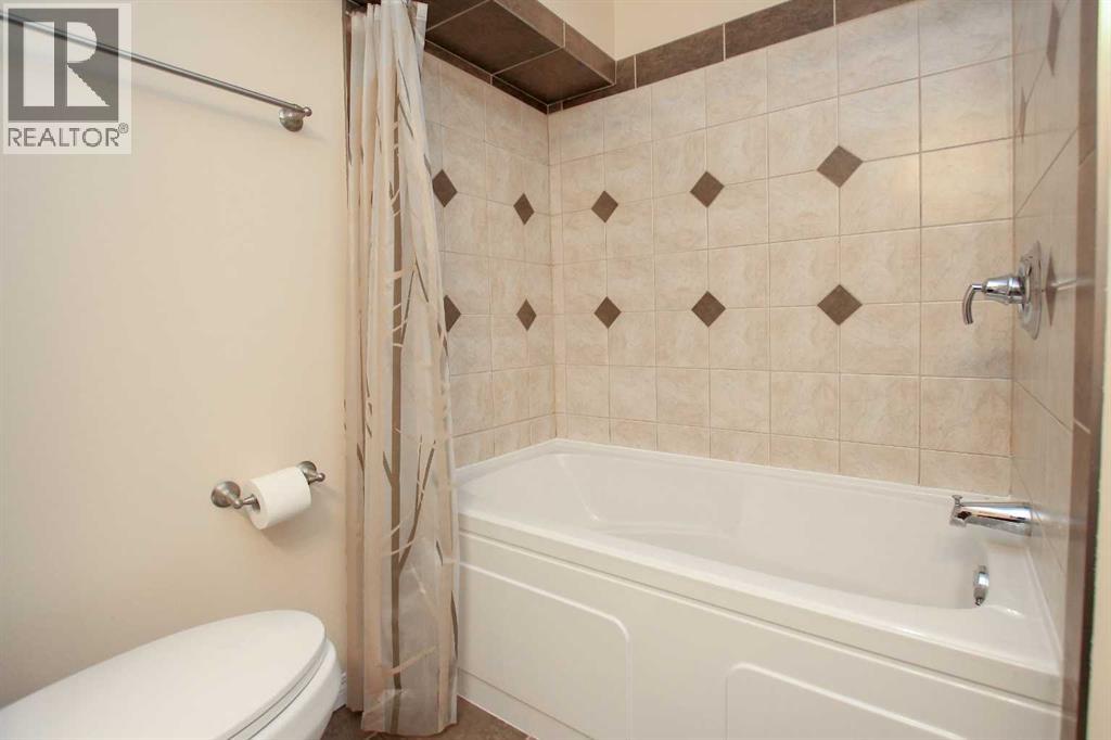 Photo 38 of 128 Ingle Close, Red Deer AB