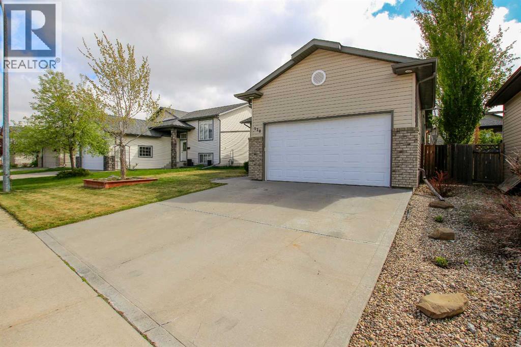 Photo 45 of 128 Ingle Close, Red Deer AB