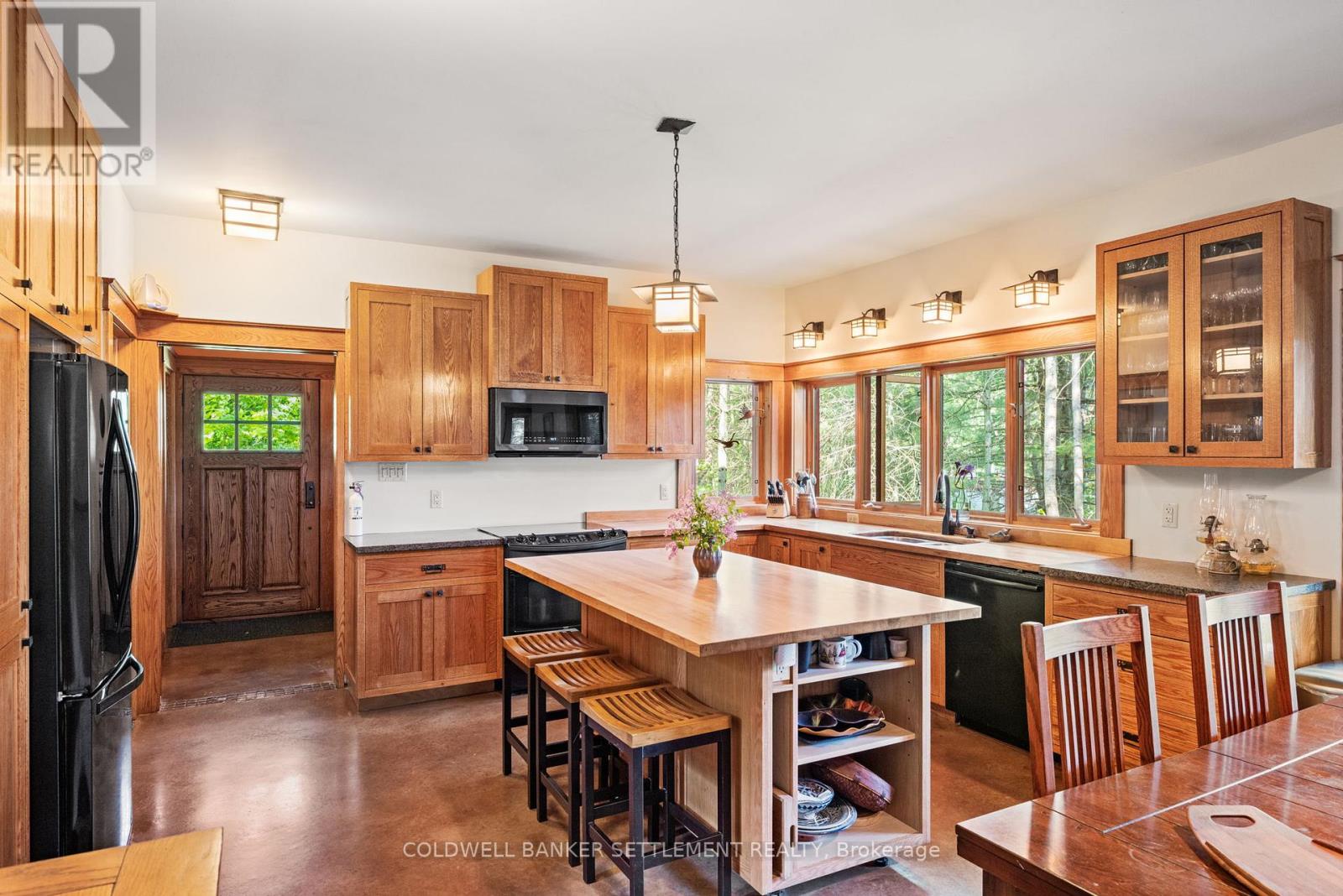 Photo 10 of 1093 Althorpe Road, Tay Valley ON