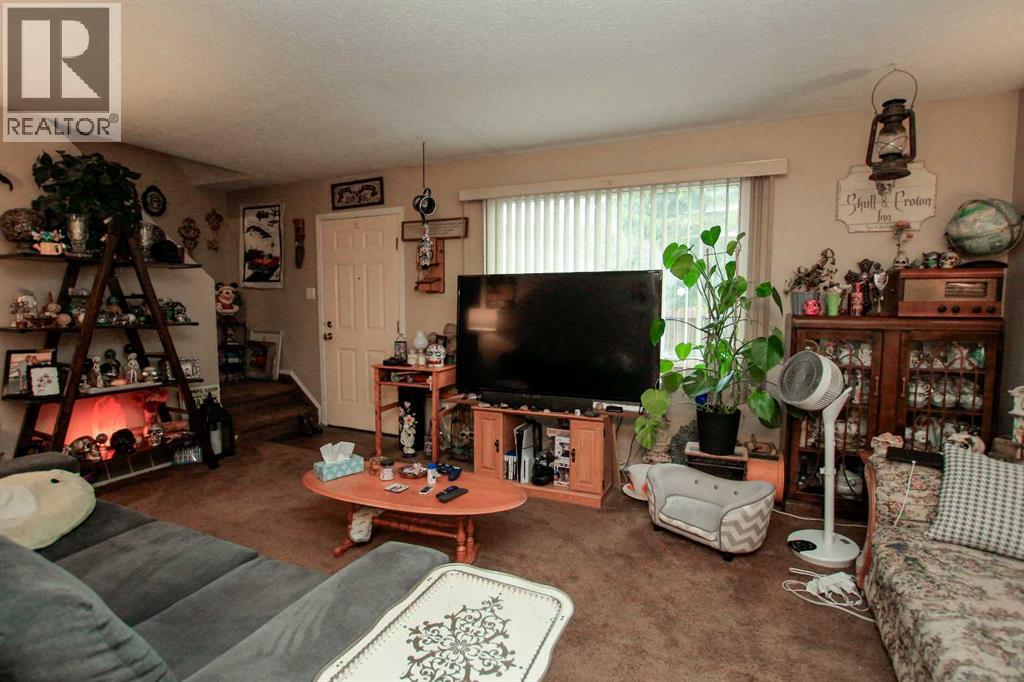 Photo 4 of H 4 35 Nash Street, Red Deer AB