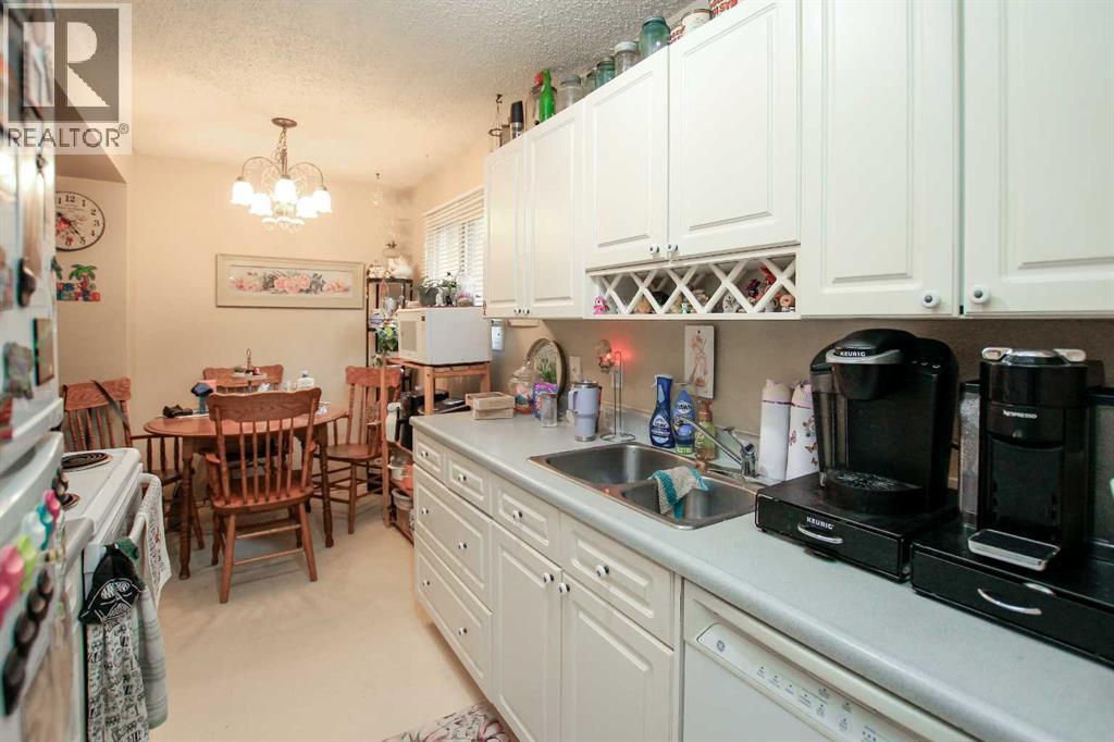 Photo 9 of H 4 35 Nash Street, Red Deer AB