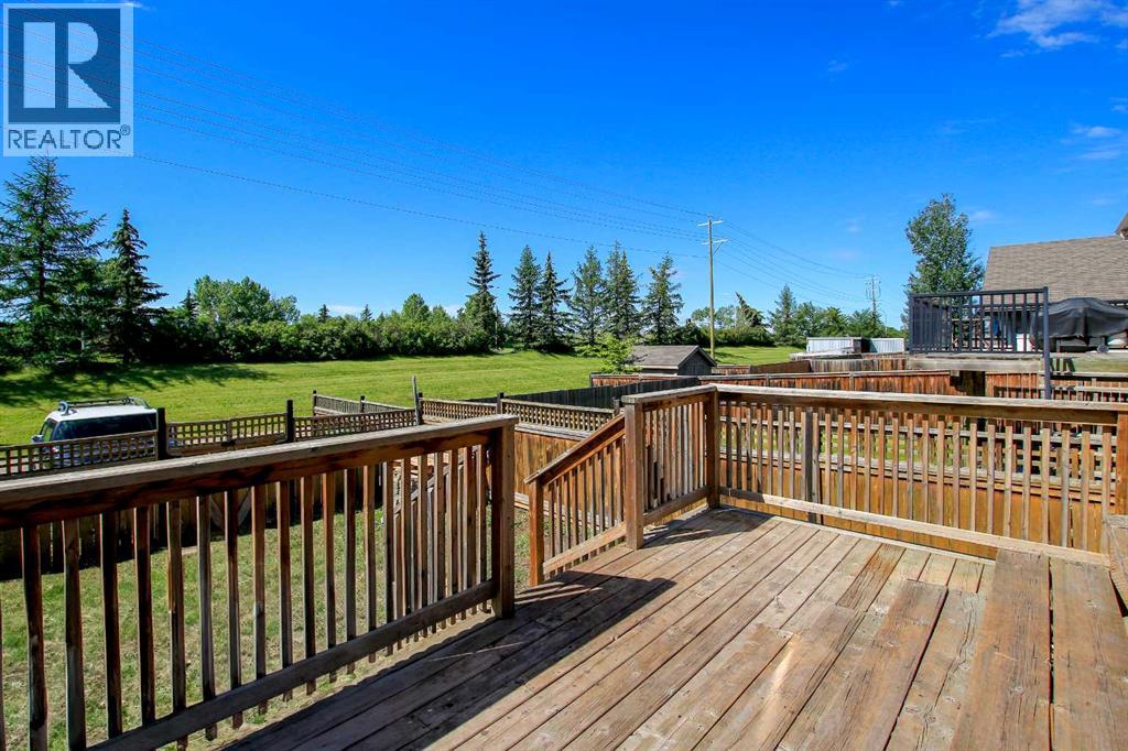 Photo 21 of 82 Ireland Crescent, Red Deer AB