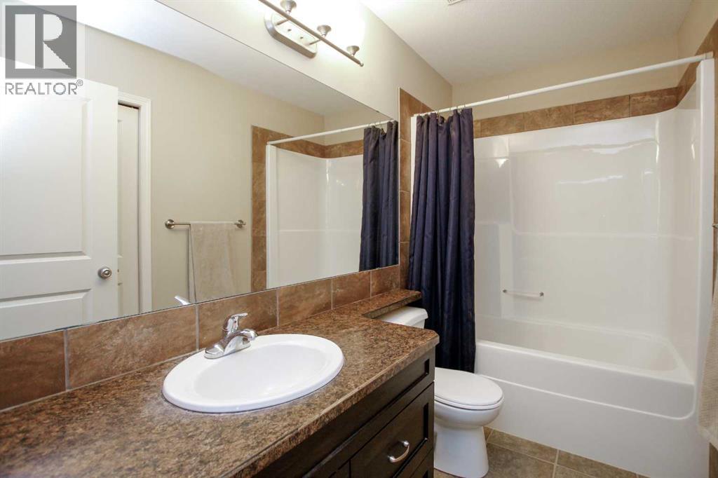 Photo 30 of 82 Ireland Crescent, Red Deer AB
