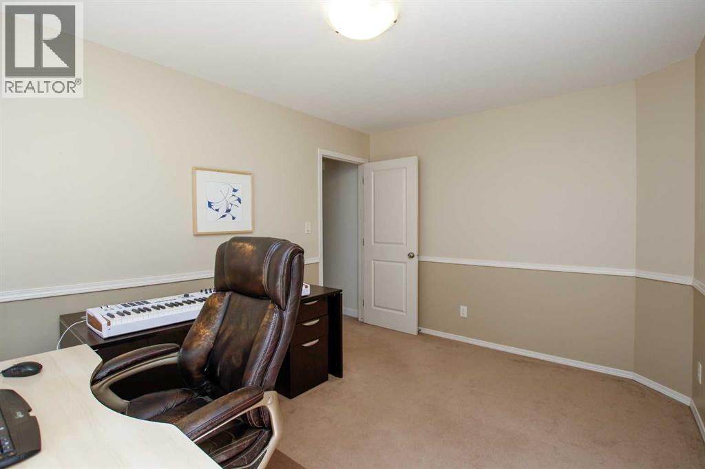 Photo 29 of 82 Ireland Crescent, Red Deer AB