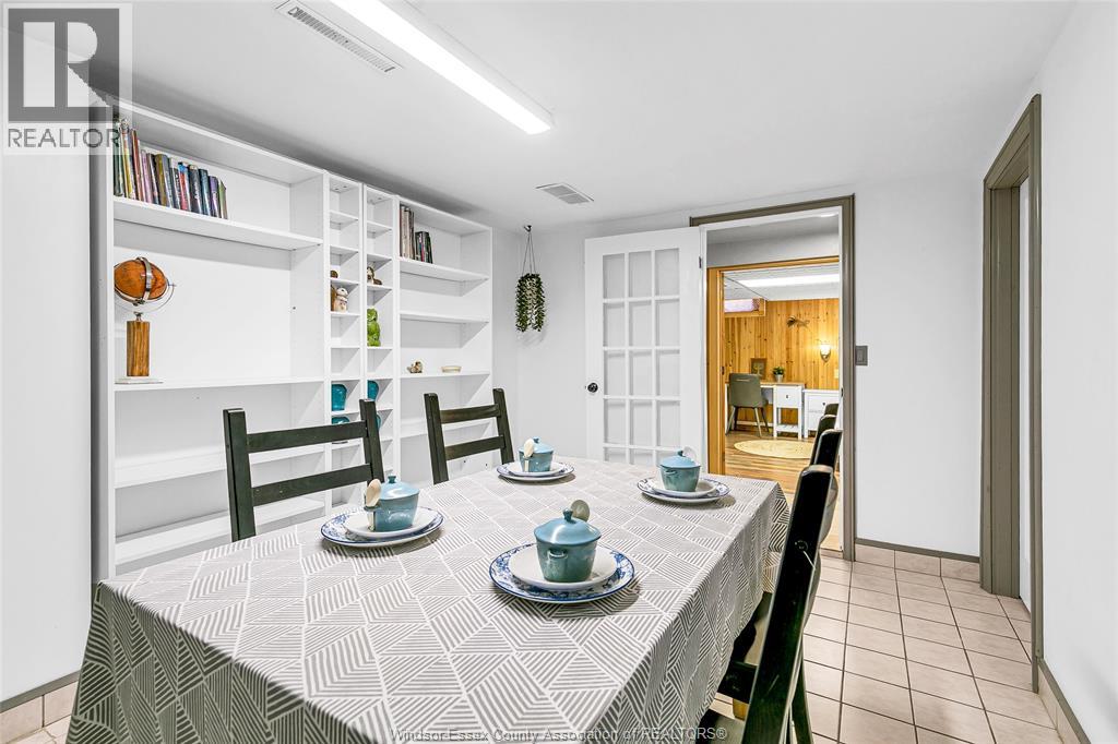 Photo 20 of 2418 Mark Avenue, Windsor ON