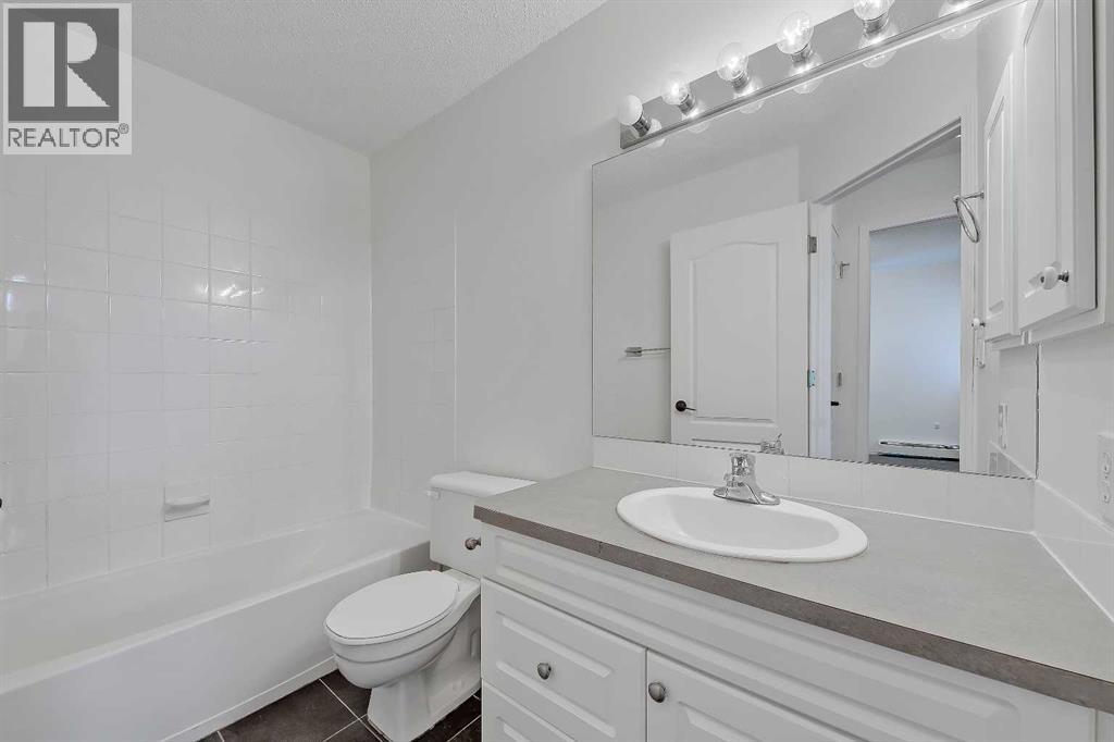 Single Family House for Sale in   Sierra Morena Mews SW Signal Hill Calgary 