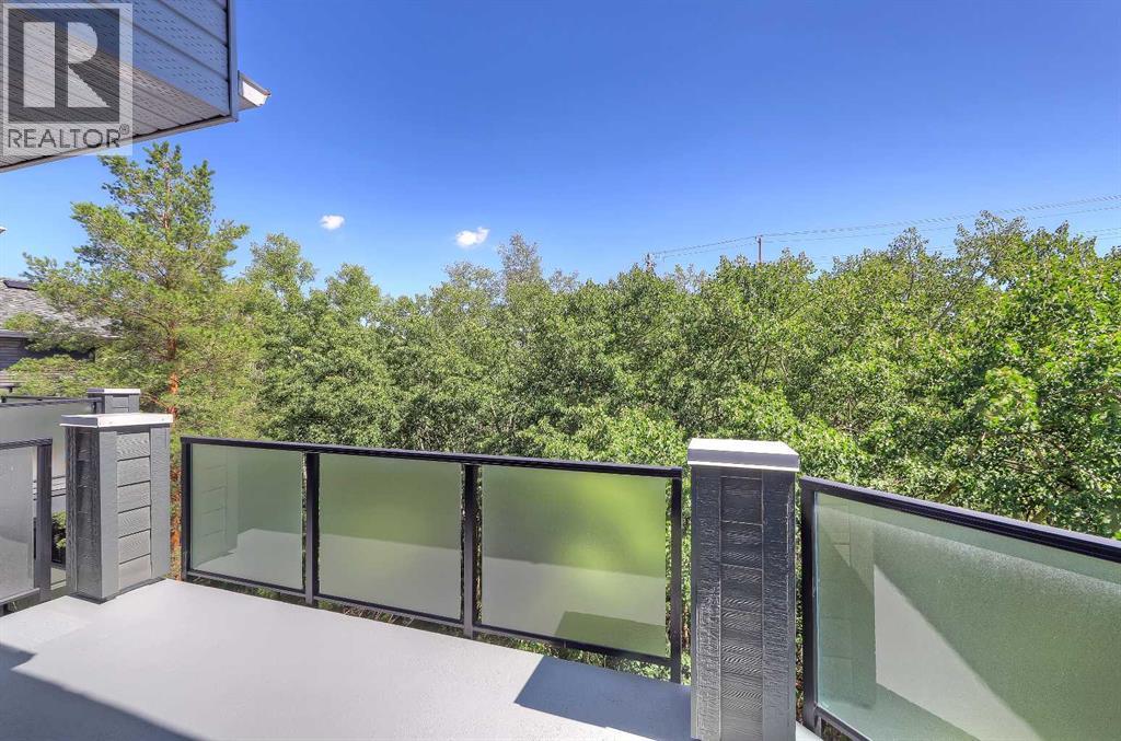 Single Family House for Sale in   Sierra Morena Mews SW Signal Hill Calgary 