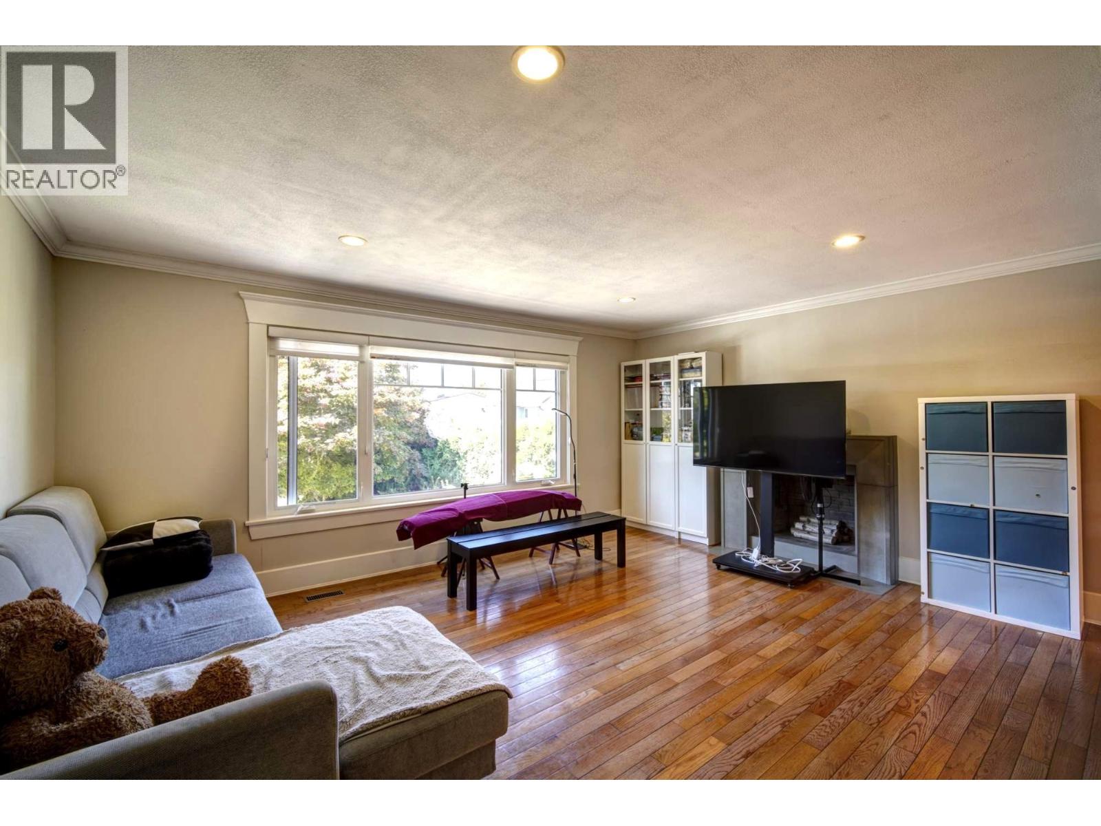 Photo 12 of 10691 Bromfield Place, Richmond BC