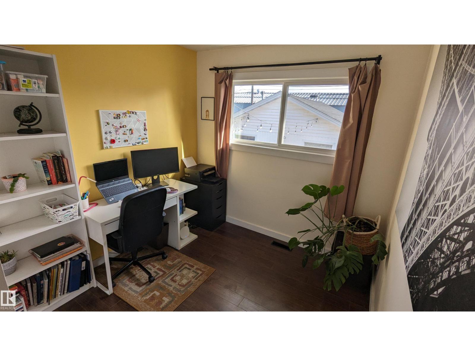 Photo 18 of 6519 104 A St Nw, Edmonton AB