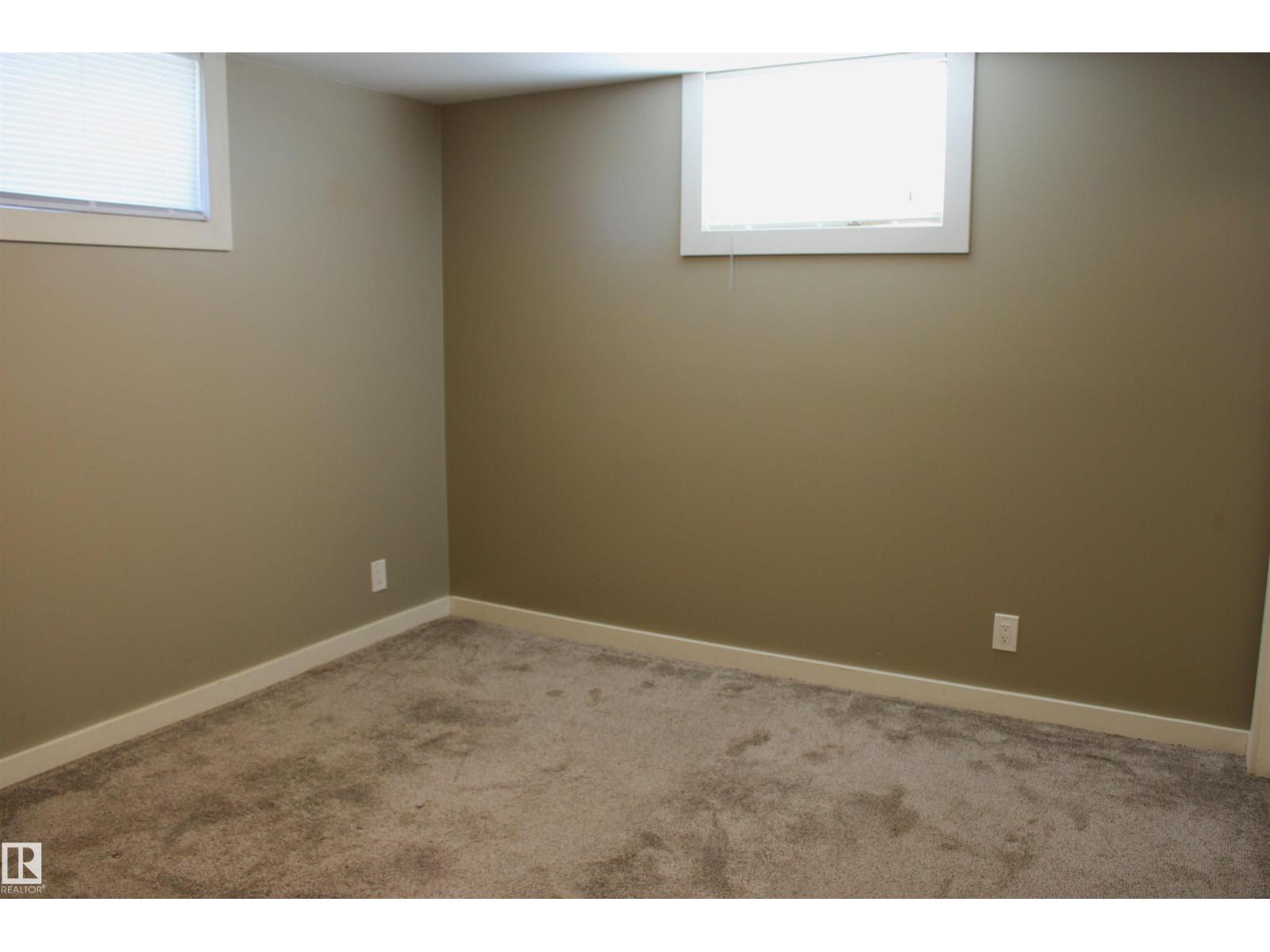 Photo 27 of 6519 104 A St Nw, Edmonton AB