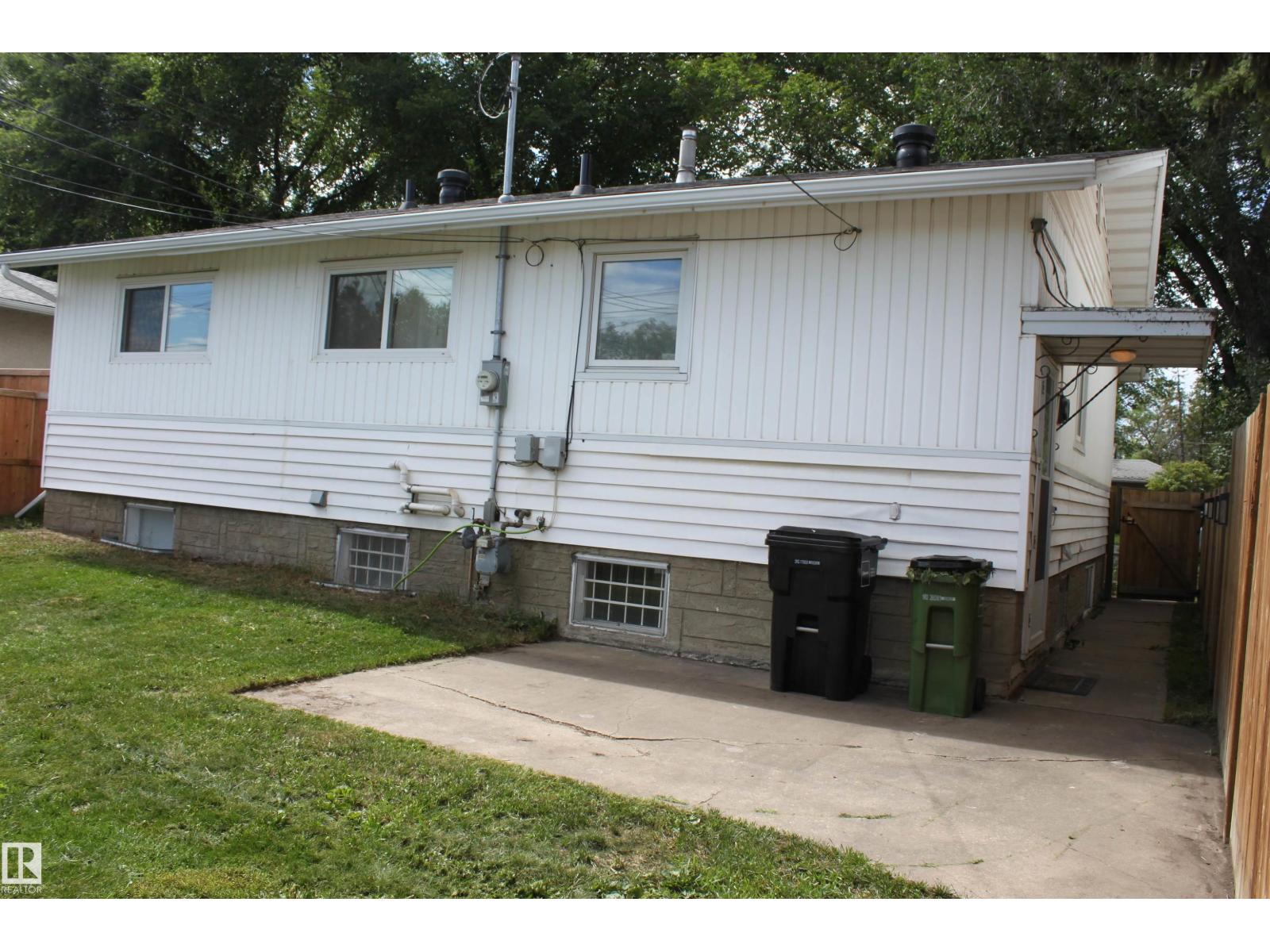 Photo 31 of 6519 104 A St Nw, Edmonton AB