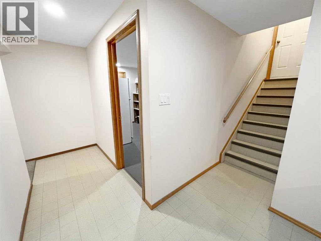 Photo 36 of 4308 72 Street, Camrose AB