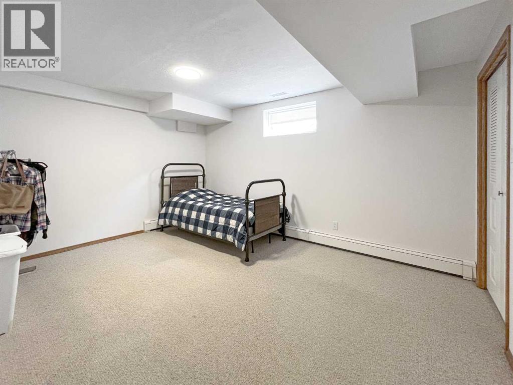 Photo 40 of 4308 72 Street, Camrose AB