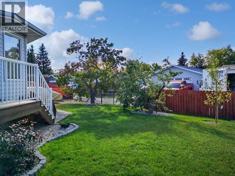 Photo 43 of 4308 72 Street, Camrose AB