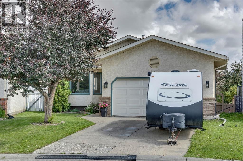 102 Hawkville Close NW, Calgary, Alberta