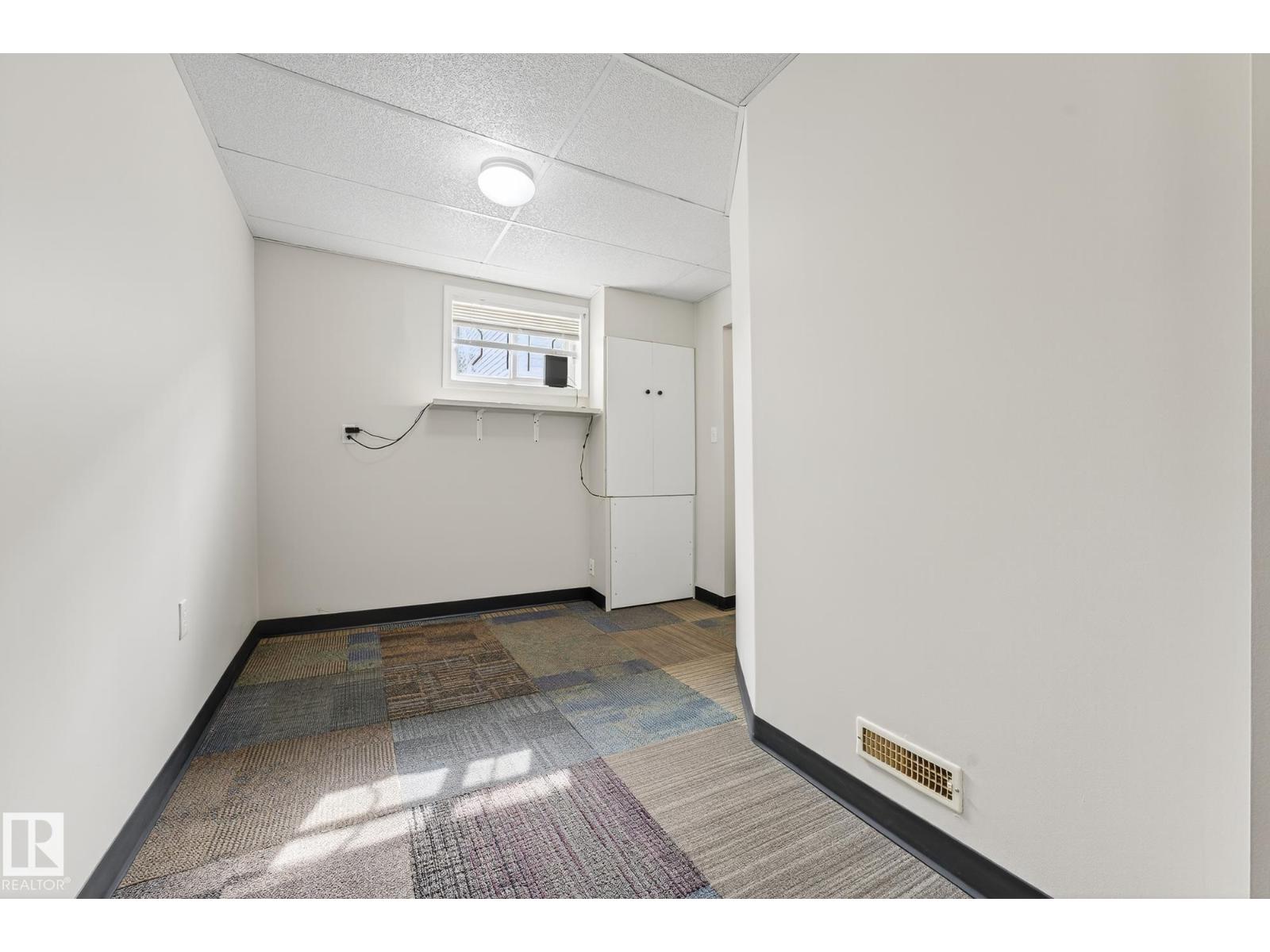 Photo 49 of 6359 105 A St Nw, Edmonton AB