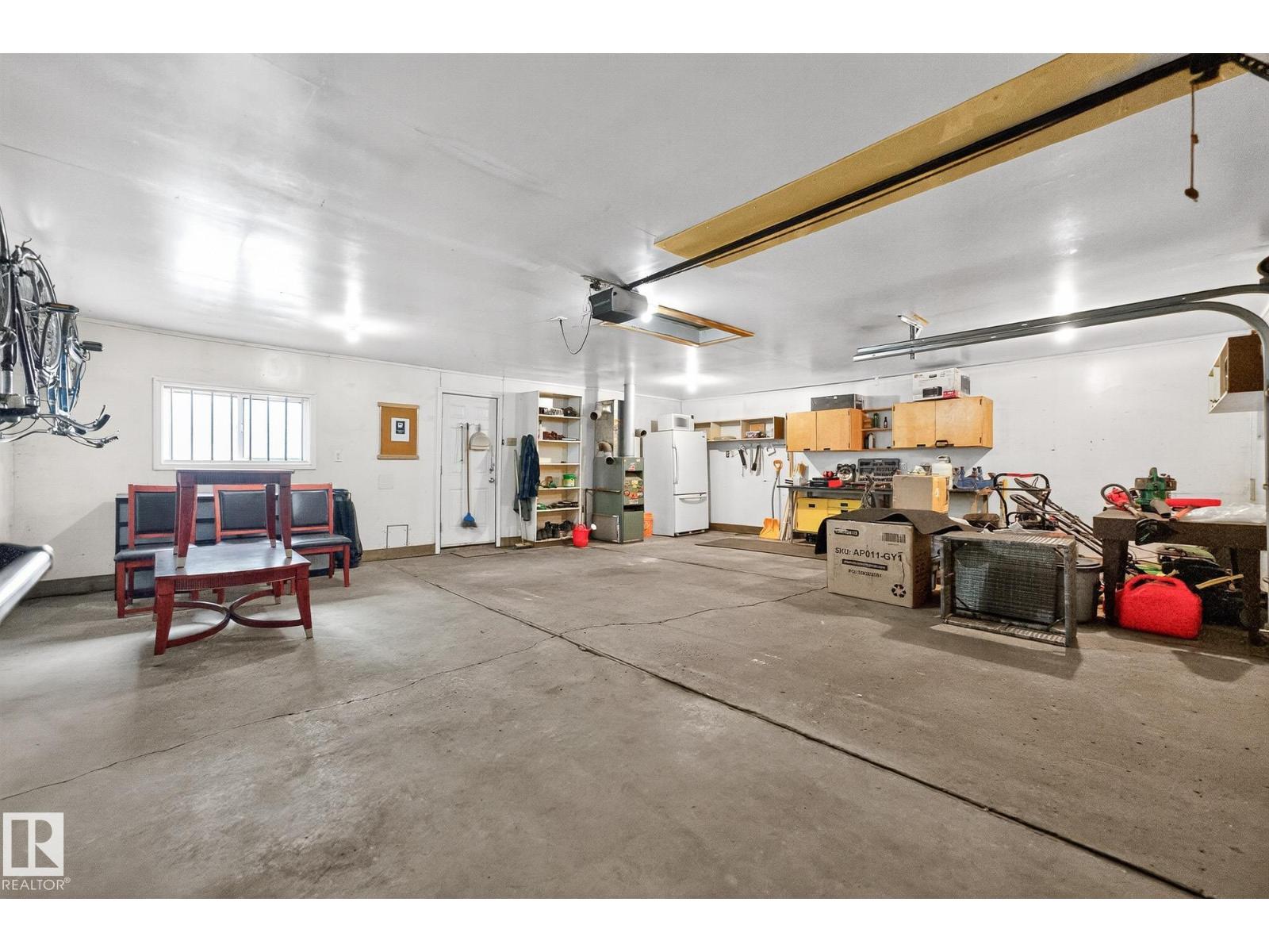 Photo 70 of 6359 105 A St Nw, Edmonton AB