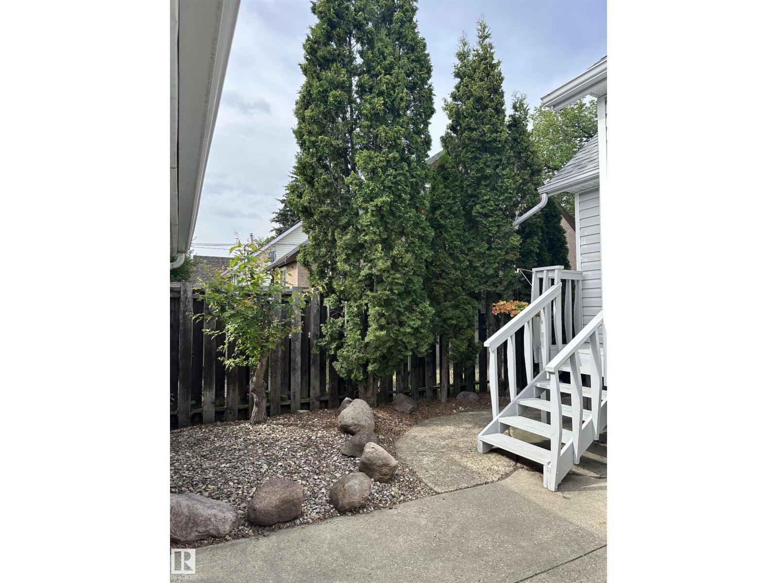 Photo 59 of 6359 105 A St Nw, Edmonton AB