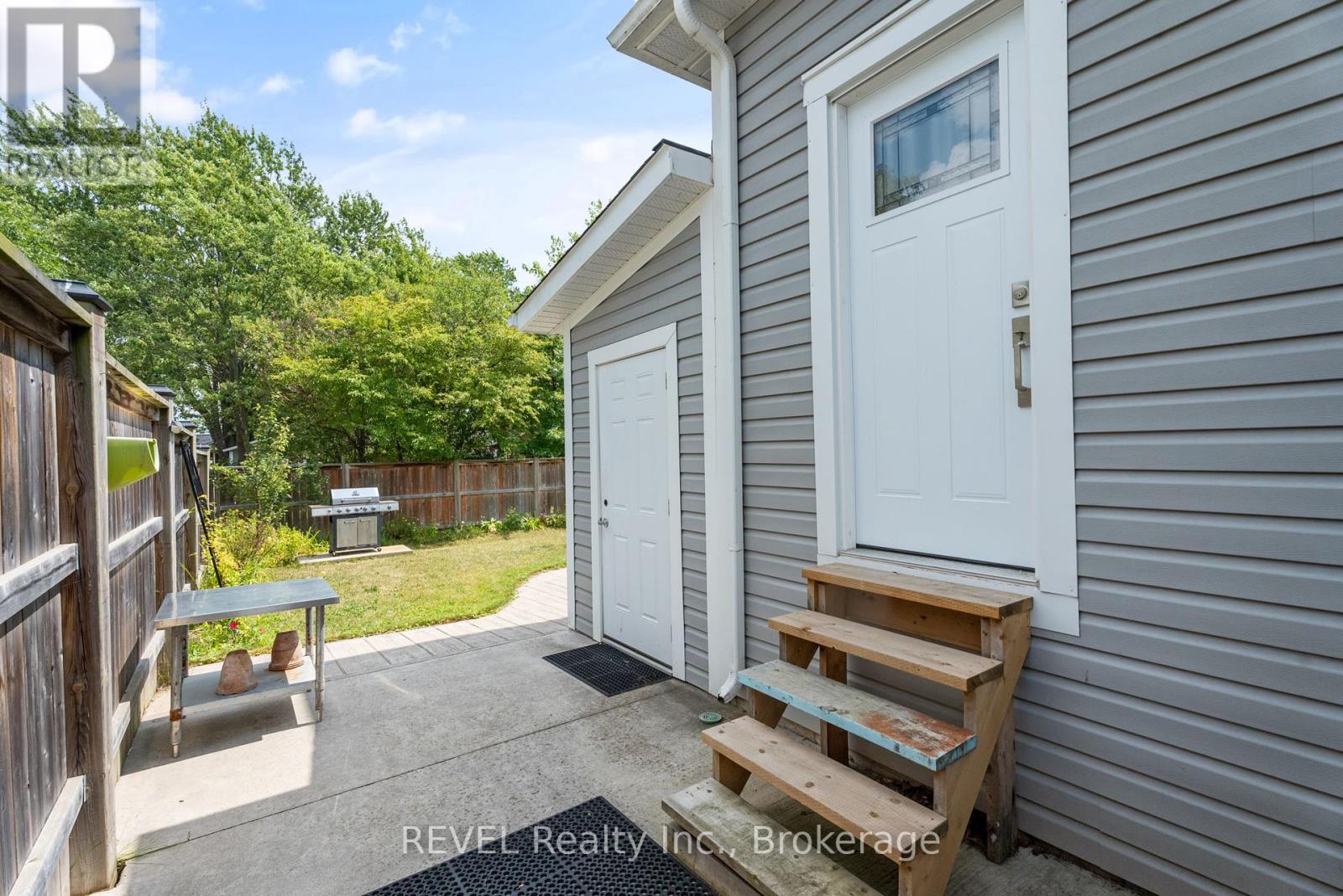 Photo 35 of 1018 Kerby Street, Fort Erie ON