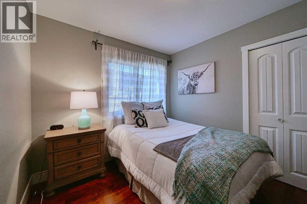 Single Family House Bungalow for Sale in  Meadowview Road SW Meadowlark Park Calgary 