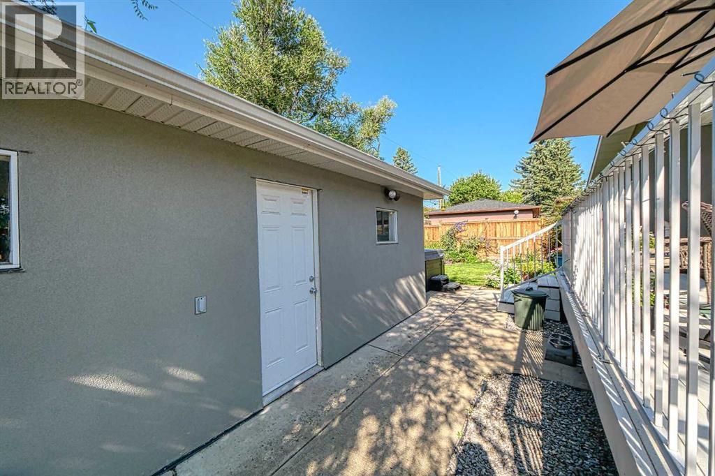 Single Family House Bungalow for Sale in  Meadowview Road SW Meadowlark Park Calgary 