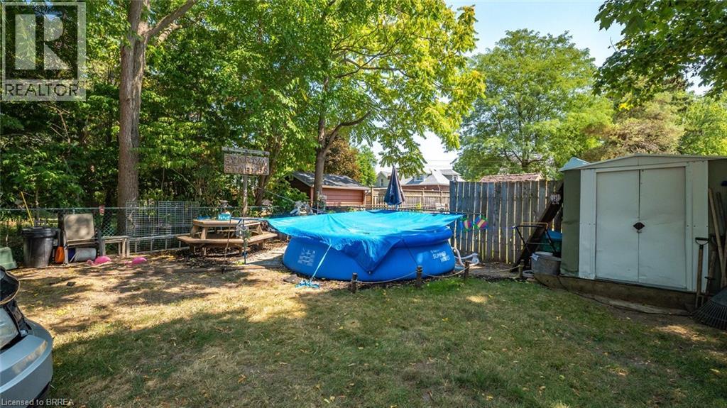 Photo 13 of 41 St George Street, Brantford ON