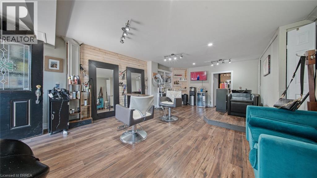 Photo 19 of 41 St George Street, Brantford ON