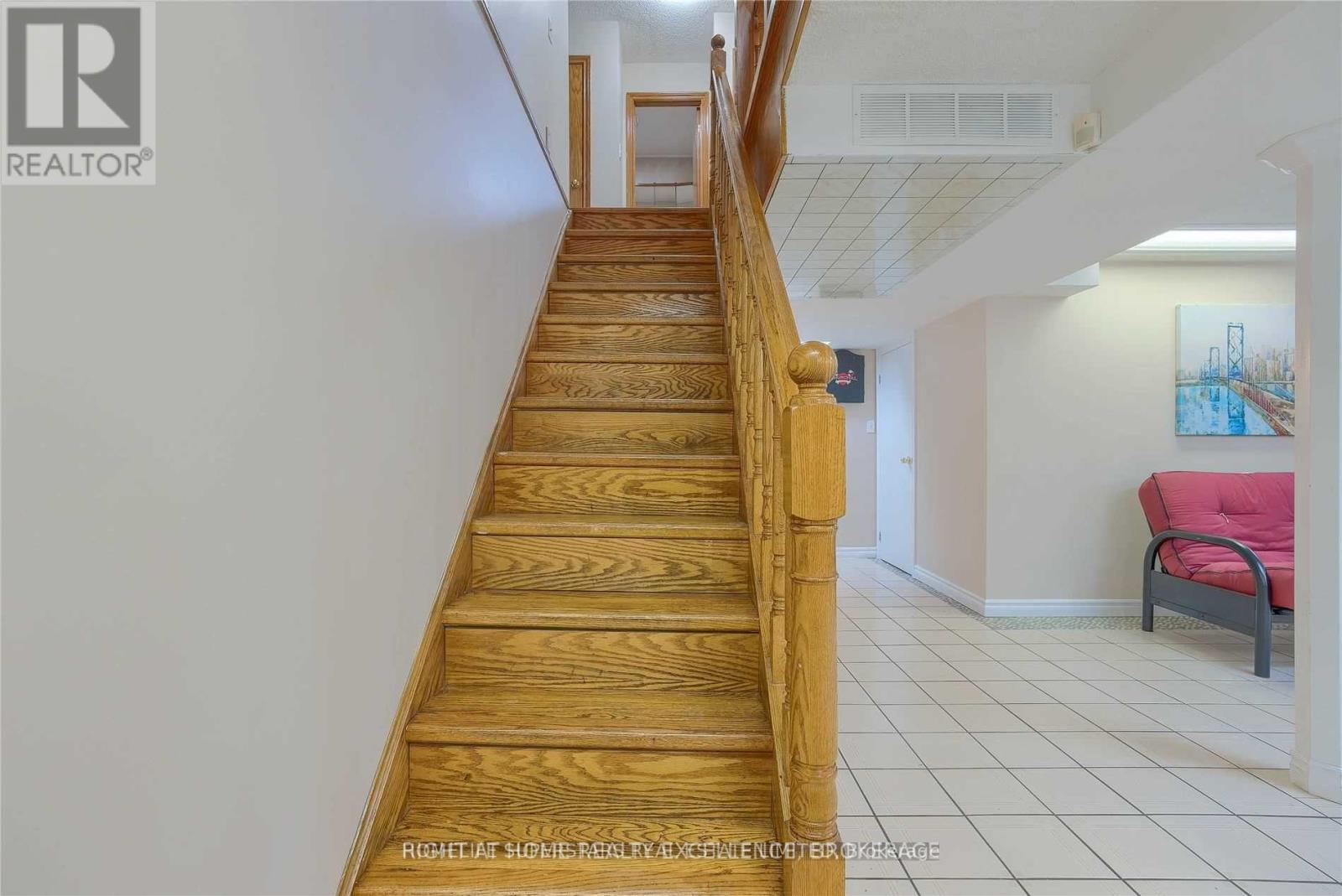 Photo 20 of 3334 Brandon Gate Drive, Mississauga ON
