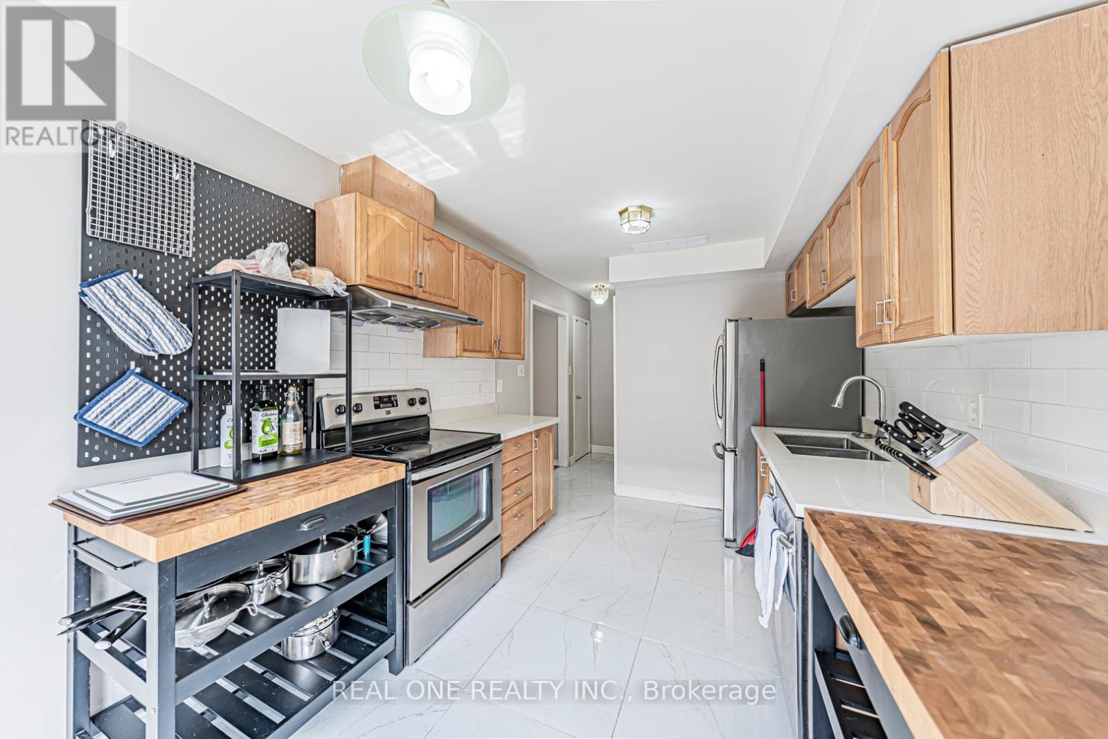 Photo 20 of 301 66 Sidney Belsey Crescent, Toronto ON