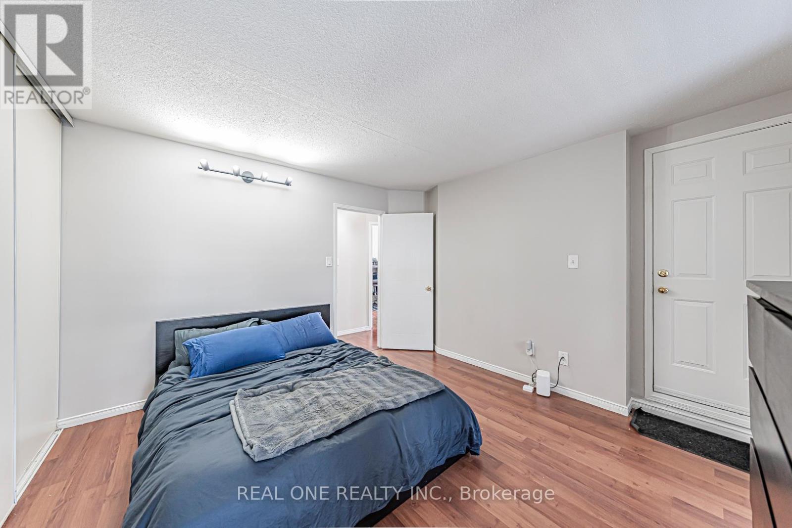 Photo 34 of 301 66 Sidney Belsey Crescent, Toronto ON