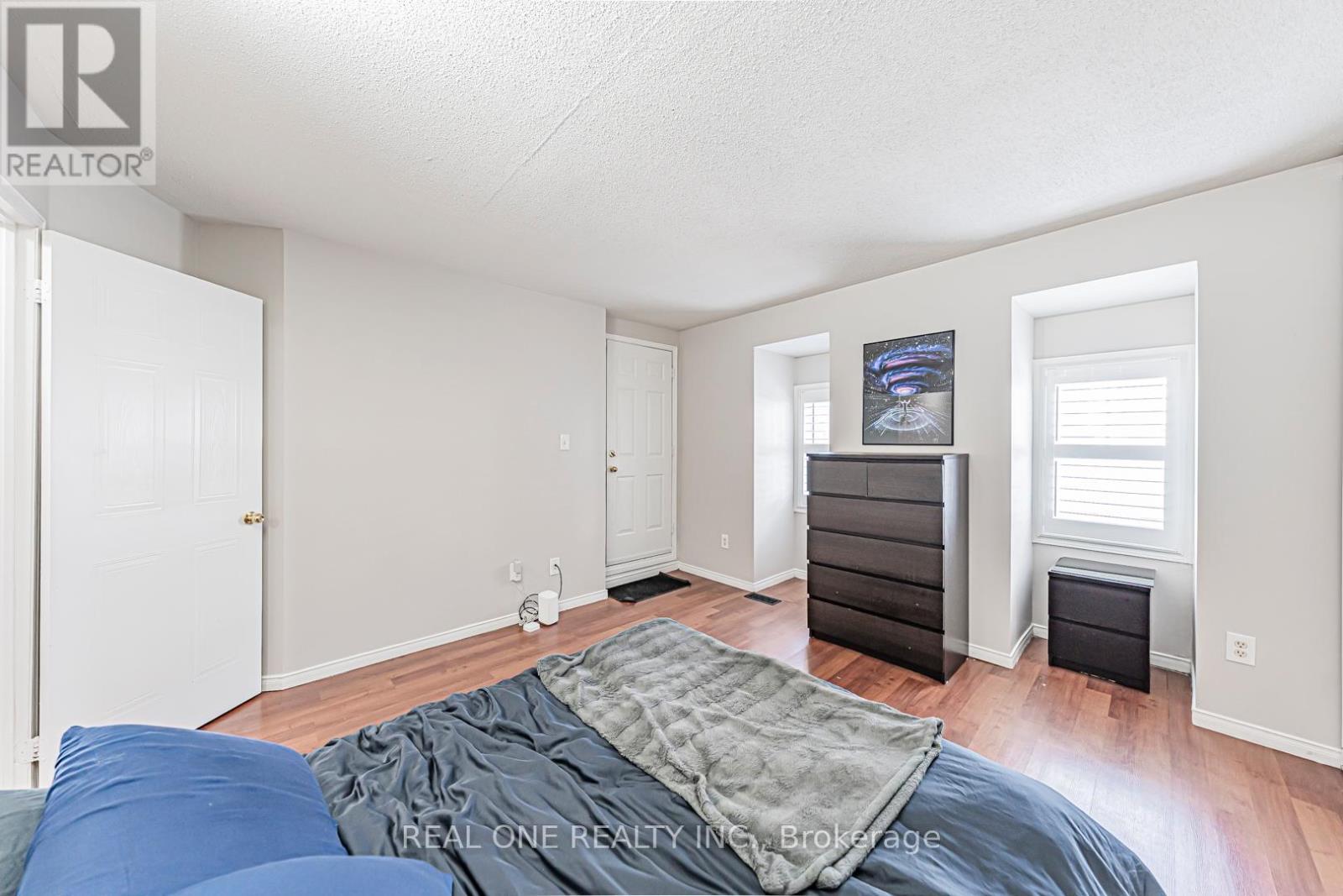 Photo 35 of 301 66 Sidney Belsey Crescent, Toronto ON