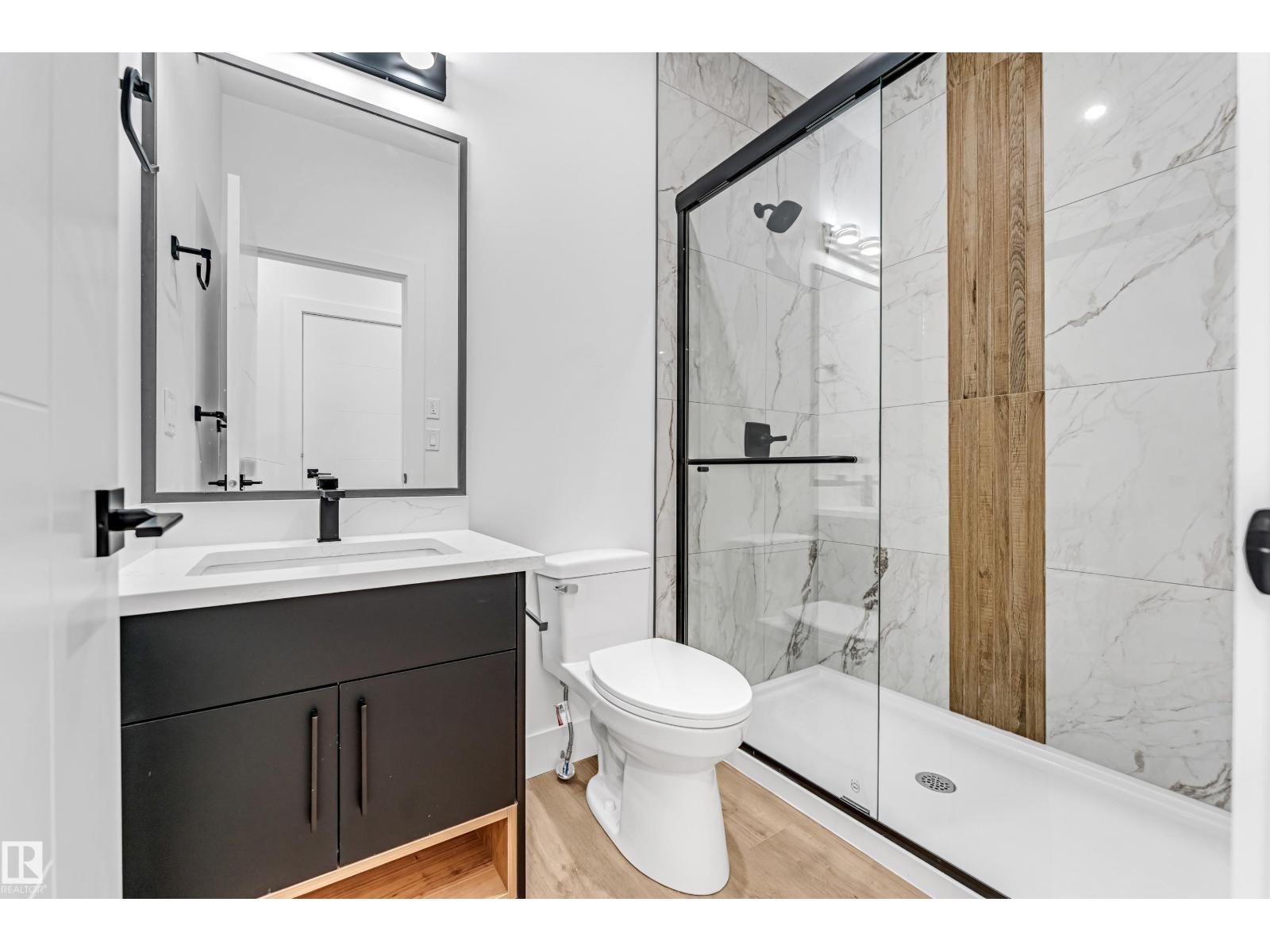 Photo 16 of 4731 168 Av Nw, Edmonton AB