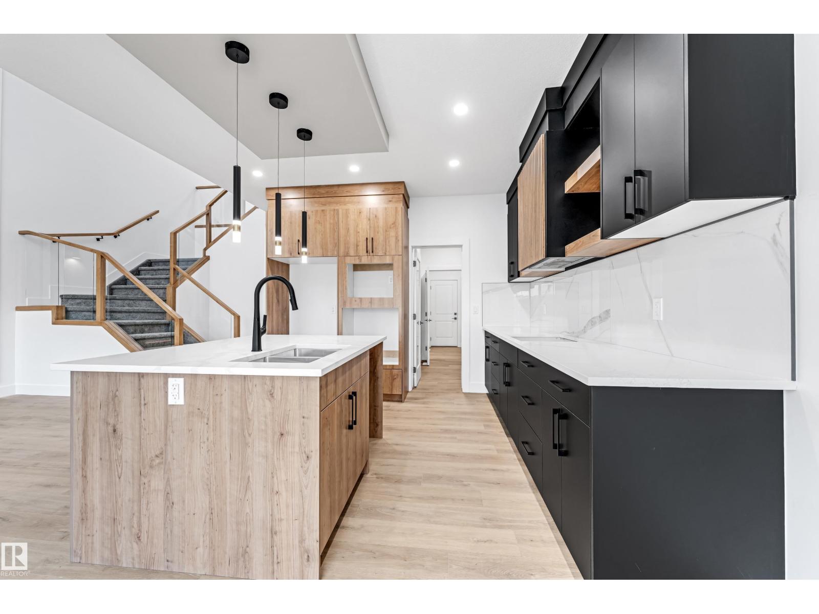 Photo 24 of 4731 168 Av Nw, Edmonton AB